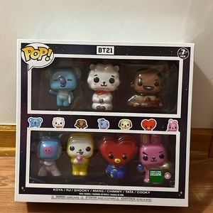 RARE new BT21 BTS funko pop set!